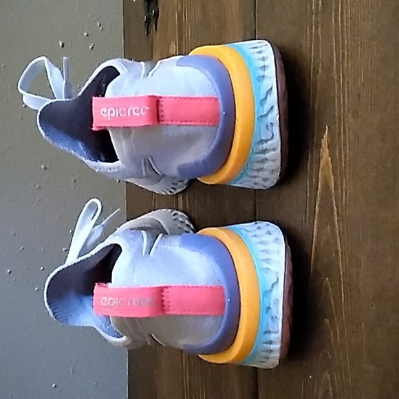 Nike epic react flyknit 2 aluminum blue/silver/pink - Picture 3 of 10